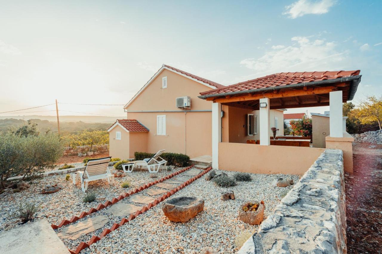 Guest House Sakarun Велі-Рат Екстер'єр фото