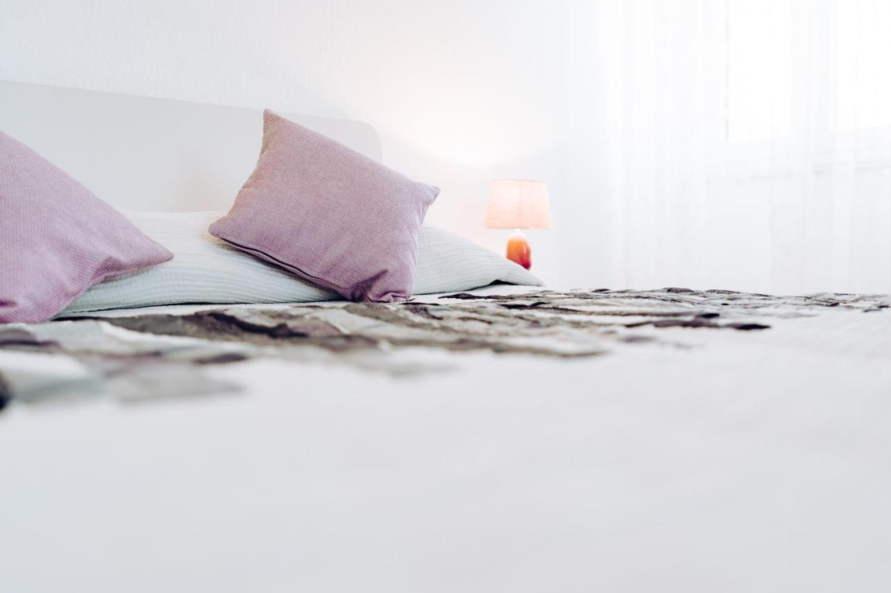Guest House Sakarun Велі-Рат Екстер'єр фото