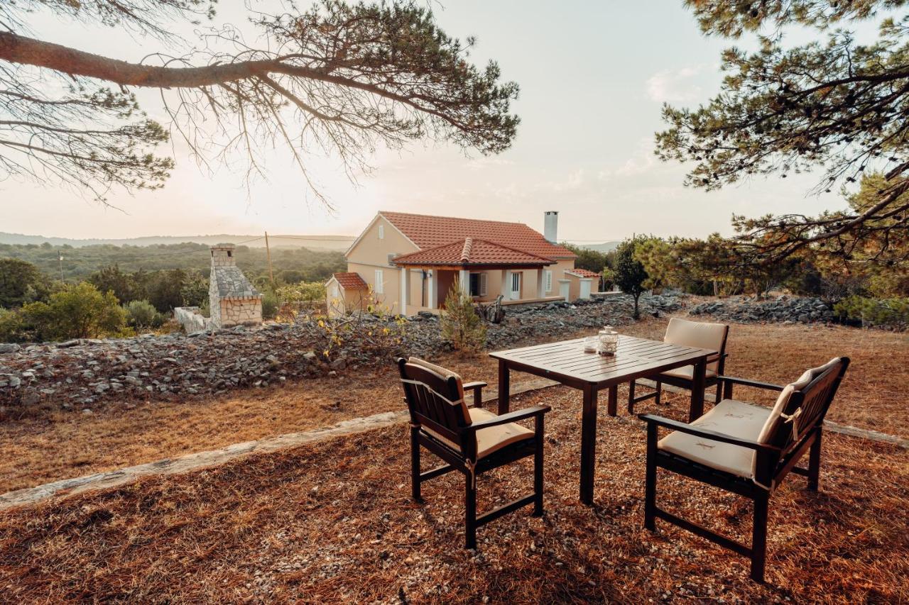 Guest House Sakarun Велі-Рат Екстер'єр фото
